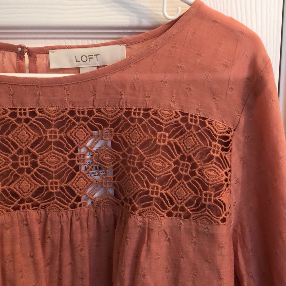 BNWT Loft blouse - Picture 2 of 5